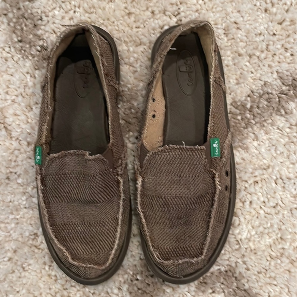 Sanuk Women’s Size 7 Slip-on Loafers